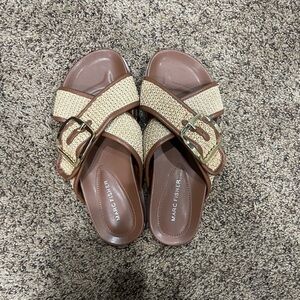 NWO Marc fisher sandals